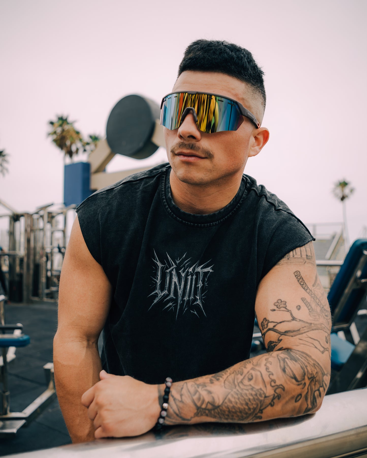 CUT SLEEVE TANK